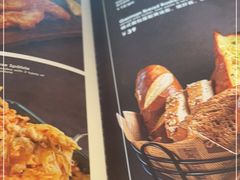 -LENBACH兰巴赫西餐啤酒坊(大连东港店)