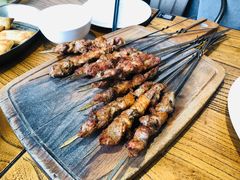 传统羊肉串-阿里家·新疆烤肉酒場 by MIG