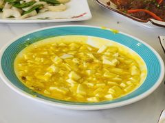 -七的湖·晚芳亭·阳澄湖农家菜·大闸蟹(莲花岛店)