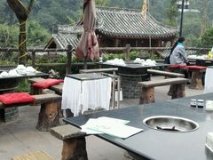 -楠柏弯休闲山庄(梨花溪店)