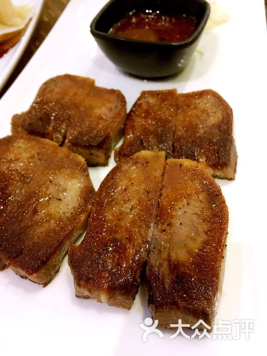 黑椒香煎厚牛舌