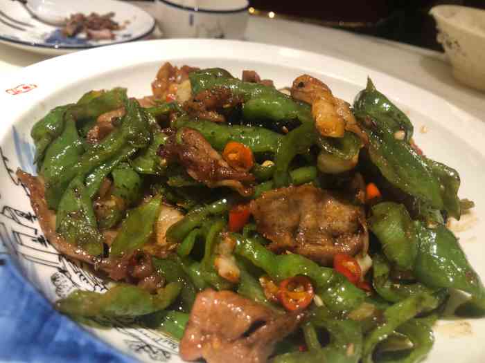 丽雯食府-"来朋友家附近必来的一家馆子,分量足味道还.