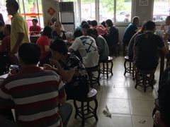 等位区-铭珠粥粉(雅居乐花园分店)