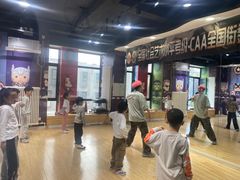 -小力量少儿街舞梦工厂