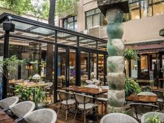 大堂-Golden Lily河内巴黎法越料理餐厅(建国西路店)