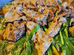 生煎牛肉-洋沙湖湖色生鲜主题餐厅
