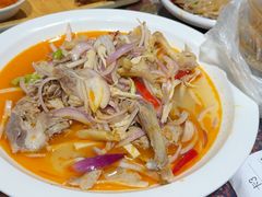 -乡村馕坑肉·烧烤·新疆菜·本地人更爱吃(阿勒泰首店)