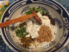 -蜗牛小馆醉乡民谣云南菜(惠新西里店)