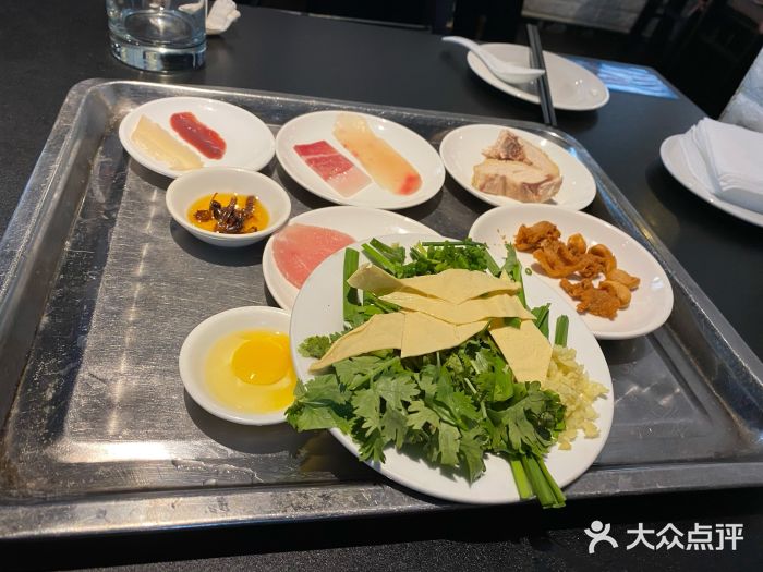 南蛮子(进贤路店)蒙自过桥米线图片