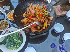 -富正毅三下锅·湘西韵味(天门山索道店)