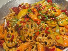 香辣虾-钟掌勺忘不了地道湘菜(新天地假日广场店)