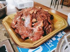 -黄利砖万峰林布依特色酸笋牛肉馆