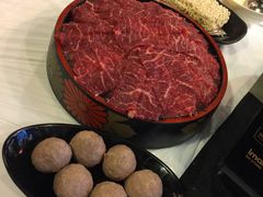 -鲜入围煮花胶鸡海鲜火锅