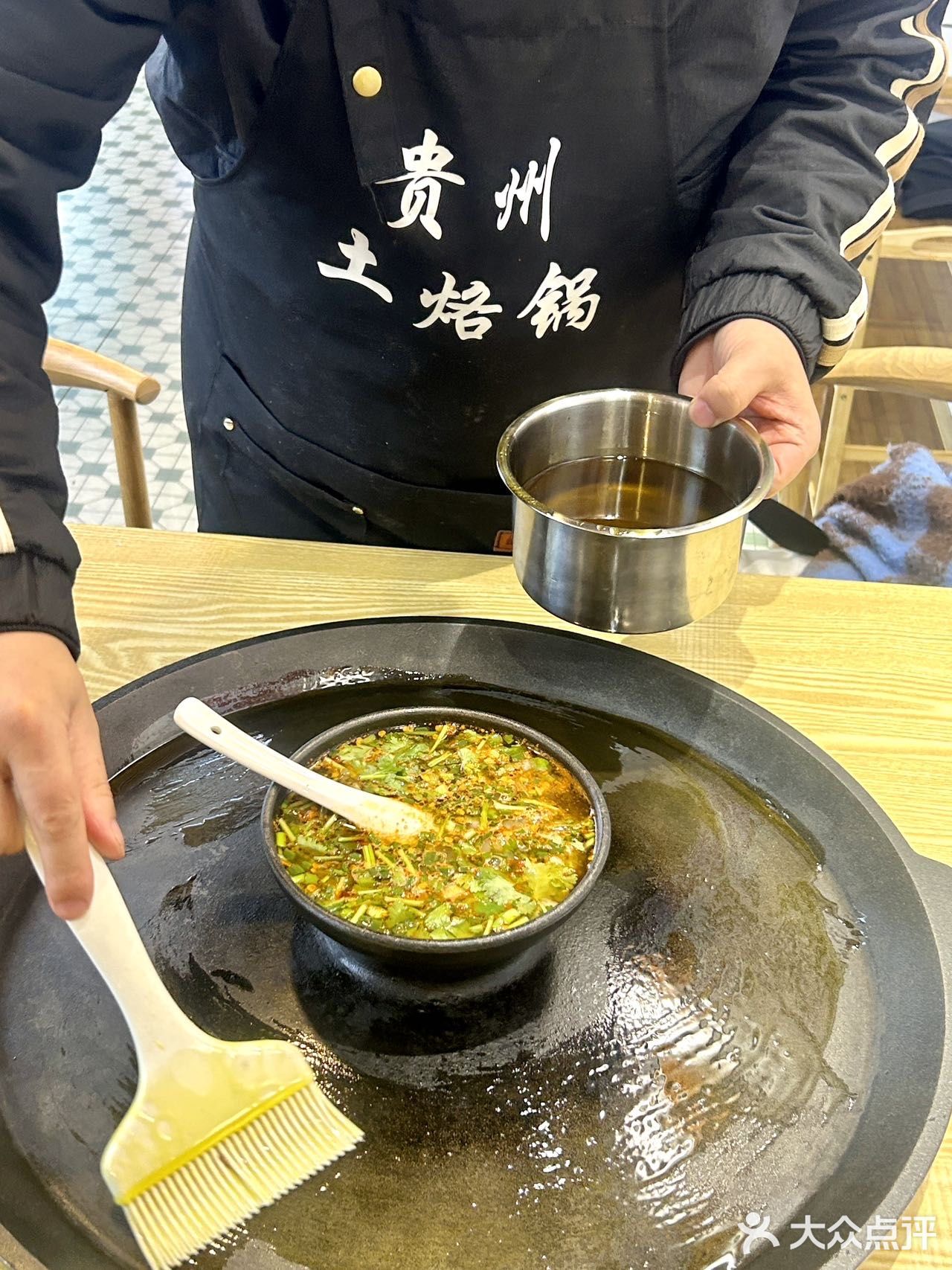 泉州首家!!贵州烙锅烤肉!!好好吃…