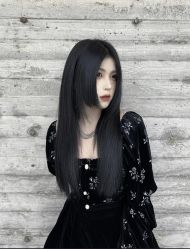 -诗悦发型烫染SALON