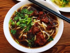 -清真吴记门钉肉饼·喜多利