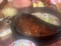 -赵美丽·重庆社区火锅·直营店(火车东站·中豪国际店)