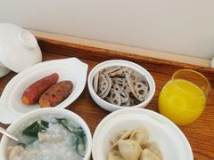 -雪梅月子中心(华侨城店)