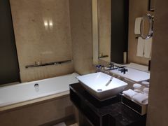 -广州天河希尔顿酒店