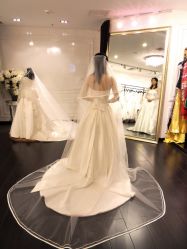 点击看大图 37背面-藤薰定制中式嫁衣礼服旗袍店