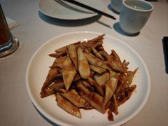 油焖野山笋-翡翠江南(国贸商城店)
