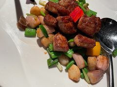 黑椒爆炒雪花牛肉粒-皇朝会.经典传统粤菜(外滩店)