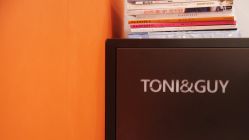 点击看大图 -TONI&GUY