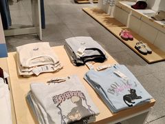 -hotwind热风(丽影广场店)