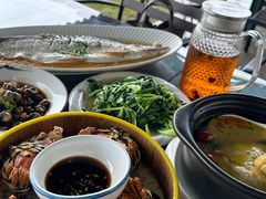 -七的湖·晚芳亭·阳澄湖农家菜·大闸蟹(莲花岛店)
