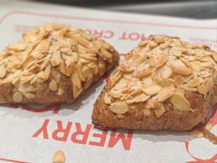 -HOT CRUSH趁热集合·现烤面包(环球港店)