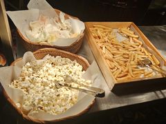 -唐拉雅秀酒店-西锦汇空中BBQ·思创餐厅