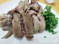 白切鹅-瑞记湛江鸡饭店·粤西第一鸡(粤垦店)