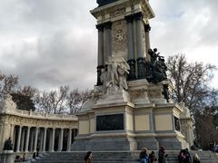 -阿方索十二世纪念碑