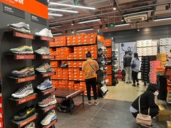 -NIKE上海青浦优选体验店