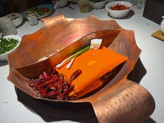 -墨居上隐·院子里火锅(峨眉店)