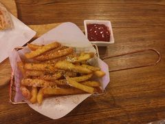 -LYFATTI 莱芙缇(赣水路店)