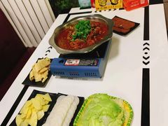 -鱼羊宴烤鱼羊蝎子烧烤(怡馨家园店)