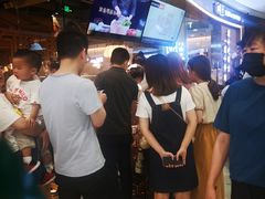 等位区-湖兰金牌小炒肉(椒江万达店)