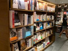 -茑屋书店(天目里店)