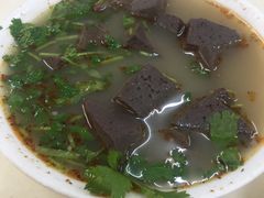 -春雨羊汤店(广开四马路总店)
