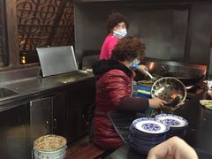 -茅老太臭豆腐