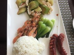 -蜈支洲岛珊瑚酒店临海阁中餐厅