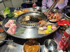 -哈哈碳都·牛肋条无限自助烤肉(宝龙店)