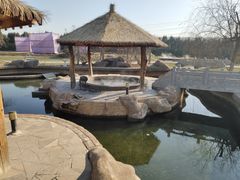 外面一点不冷-龙达温泉生态城