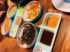 -明洞阿姨·韩式酱蟹烤肉·创意料理(三元桥店)