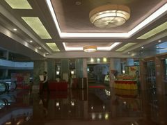 -广东大厦酒店(广州北京路步行街纪念堂地铁站店)
