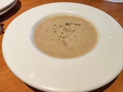 蘑菇奶油汤-新贝乐意大利餐厅(苏州中心店)