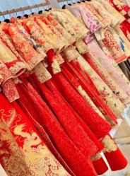 点击看大图 -GRACE KELLY婚纱与礼服(北京店)