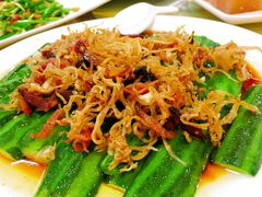 腊味银鱼蒸胜瓜-九大簋家宴(晓港湾店)
