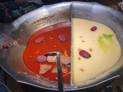 -湊湊火锅·茶憩(南京东路悦荟店)